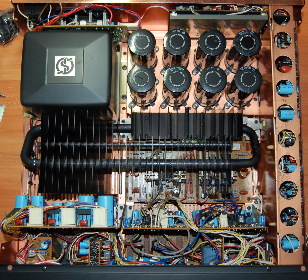 AudioBaza: Sansui AU-D907F - Integrated Amplifier